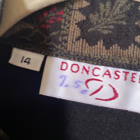 Vintage Doncaster patchwork botanical printed long sleeve button down blouse - Picture 4 of 6